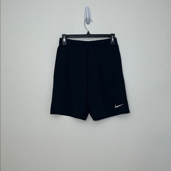 Nike Dri Fit Training Shorts Black Size Youth Large - Picture 3 of 10